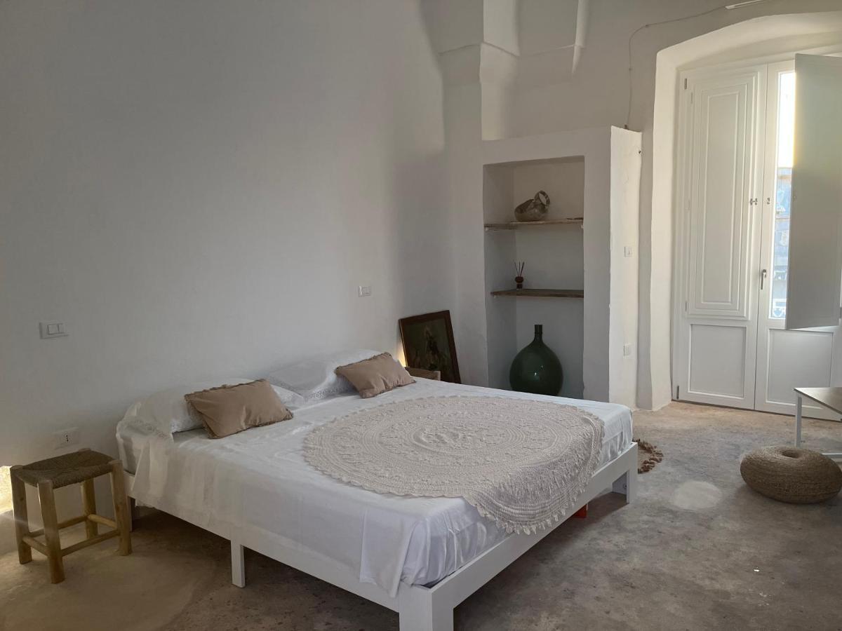 L'Edicola Votiva Hotel Casarano Bagian luar foto